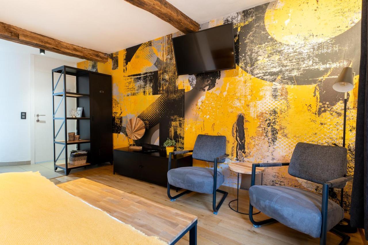Ardenne Bnb Gite Urbain Avec Terrasse Marche-en-Famenne Buitenkant foto