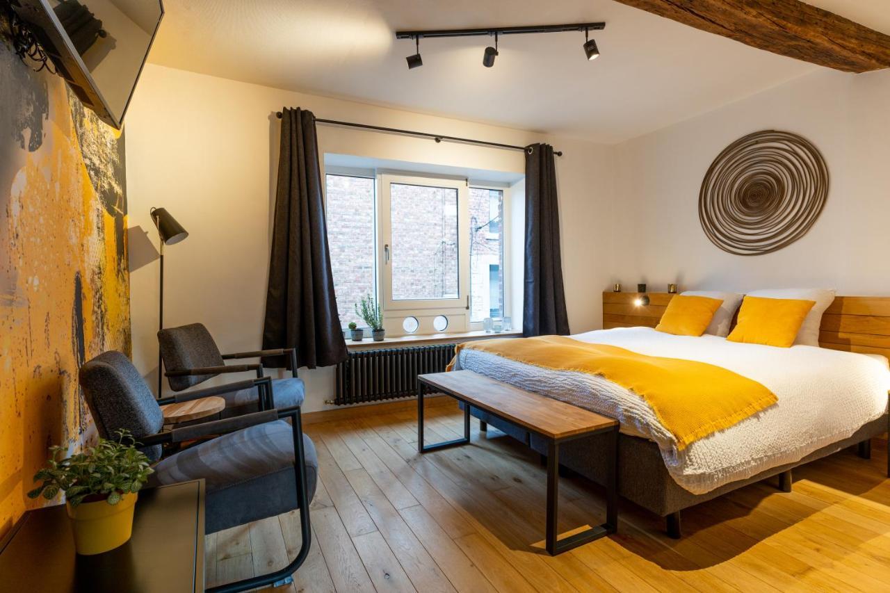 Ardenne Bnb Gite Urbain Avec Terrasse Marche-en-Famenne Buitenkant foto