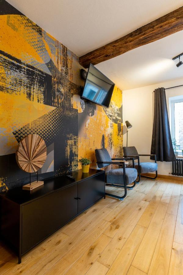 Ardenne Bnb Gite Urbain Avec Terrasse Marche-en-Famenne Buitenkant foto