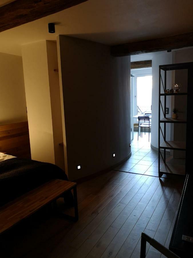Ardenne Bnb Gite Urbain Avec Terrasse Marche-en-Famenne Buitenkant foto